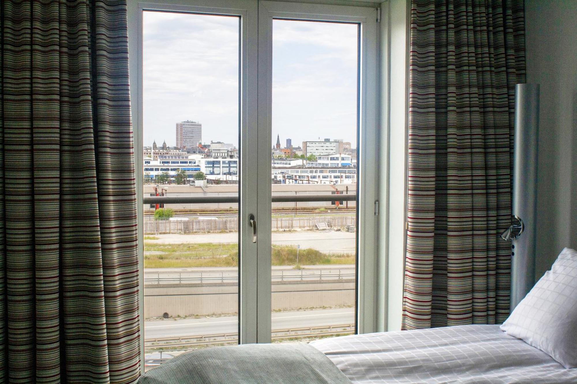 Standard Single Room,1007809462:JPEG