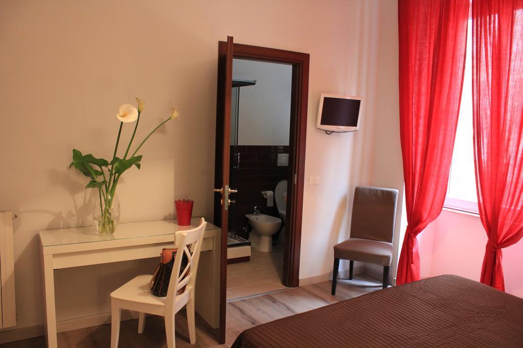 Deluxe Double Room,169811925:JPEG