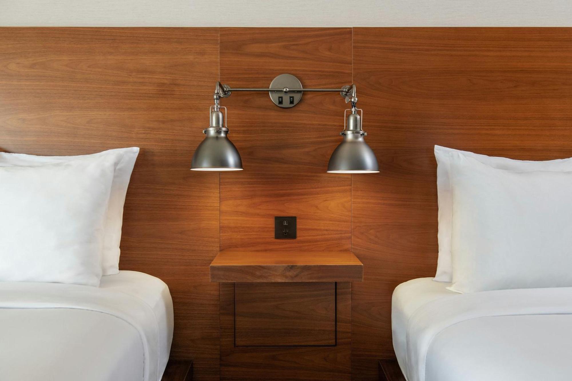 Chambre avec 2 Grands Lits Queen-Size