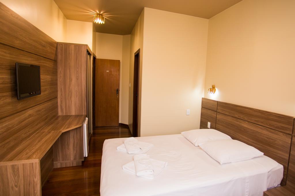 Quarto Duplo Econômico