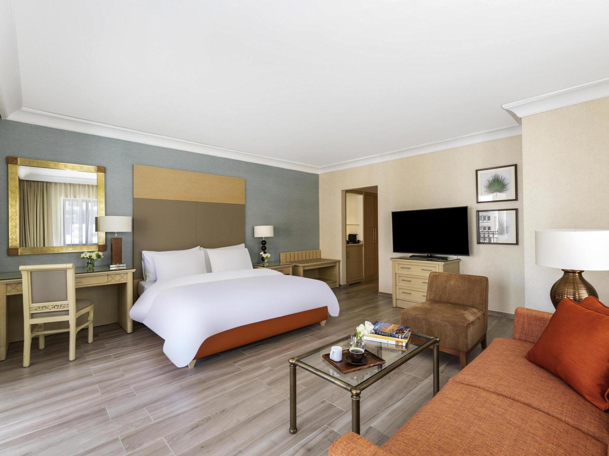 Junior Suite King