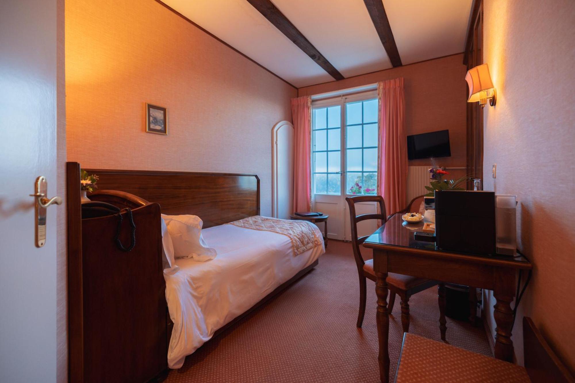 Single Room with Balcony
