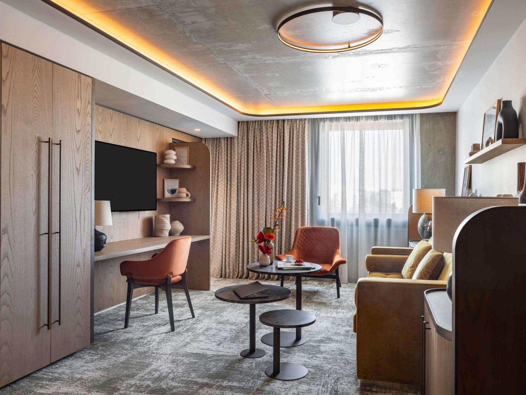 Suite avec 1 Lit King-Size et Canapé-Lit