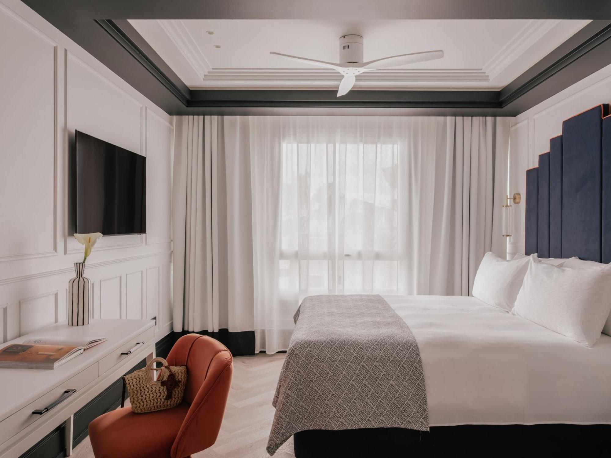Deluxe Extra Room,1770916255:JPEG
