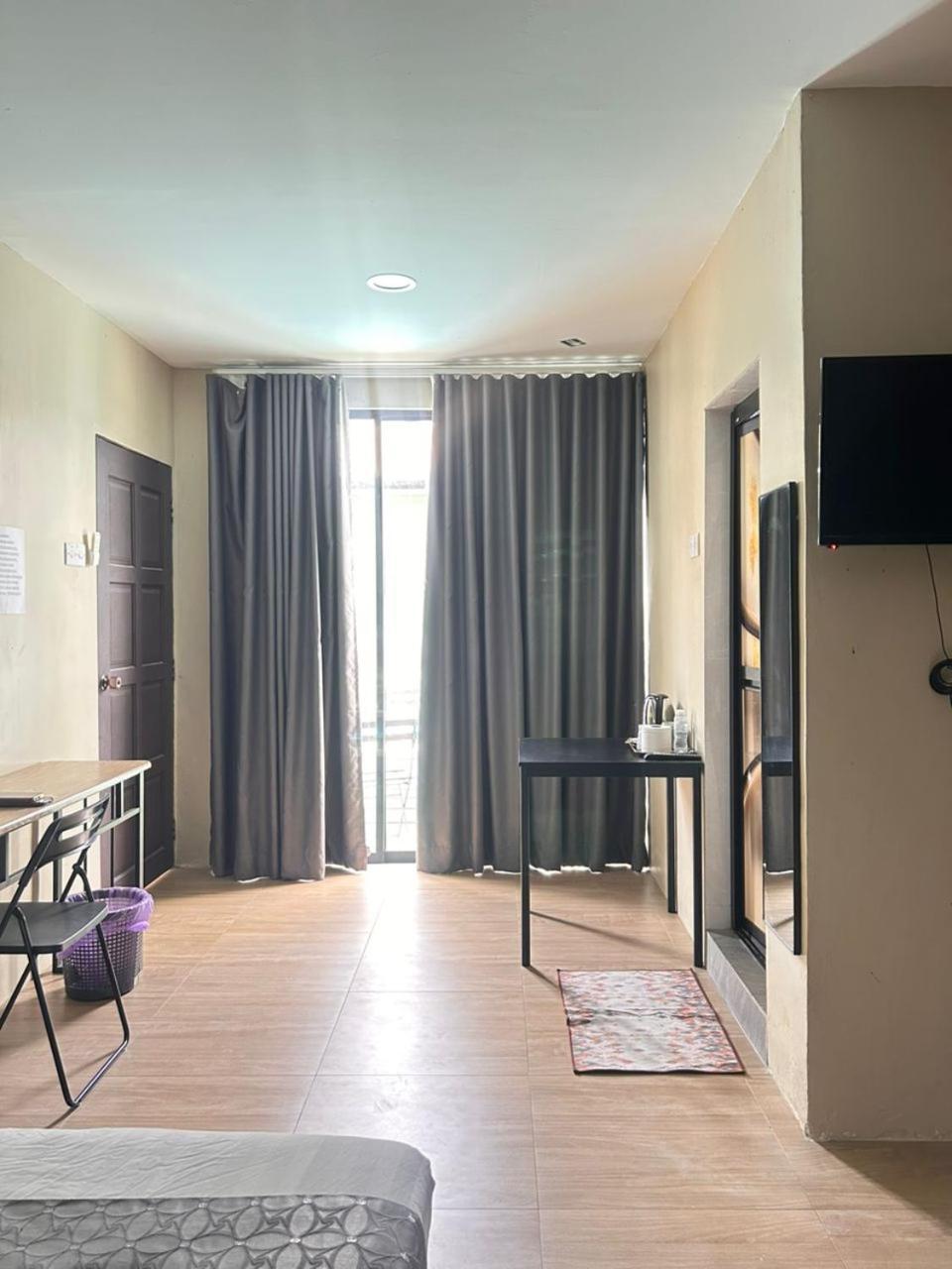 Suite with Pool View