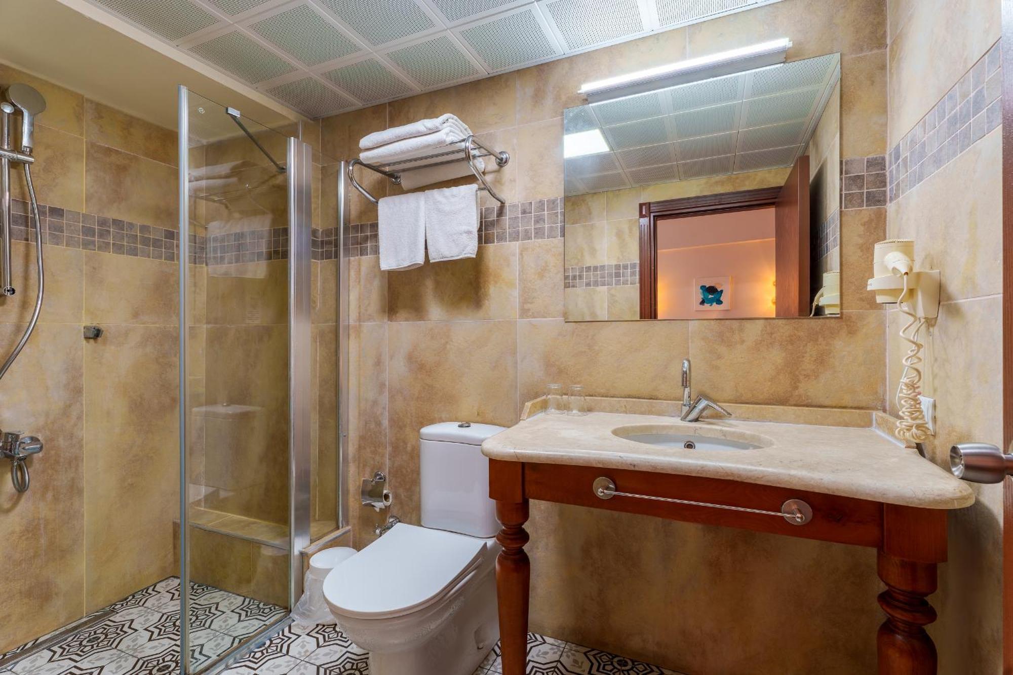 Habitación Doble Deluxe Estándar - 1 o 2 camas