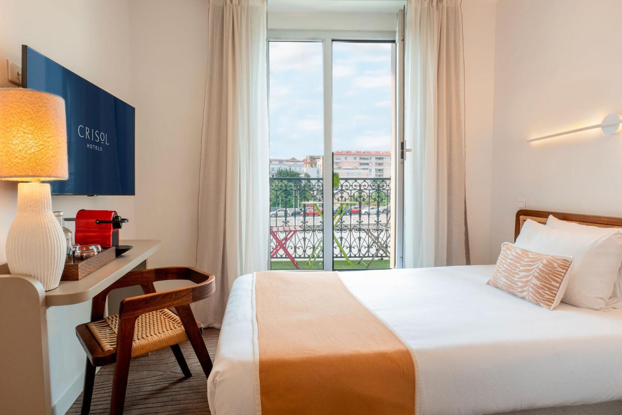 Single Room with Balcony