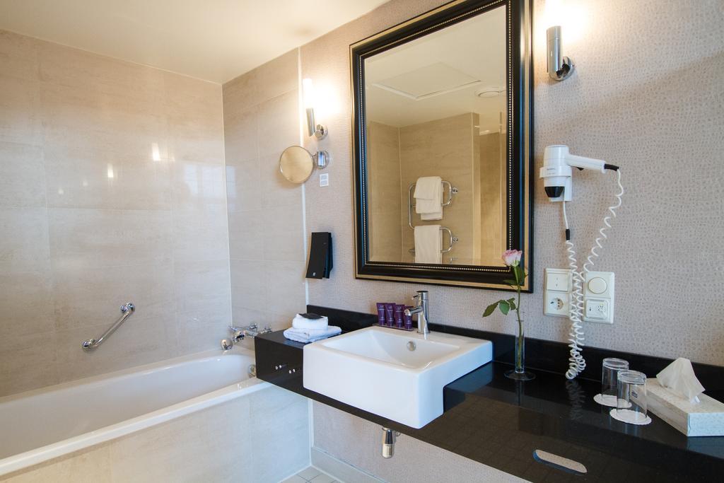 Deluxe Twin Room,1697790668:JPEG