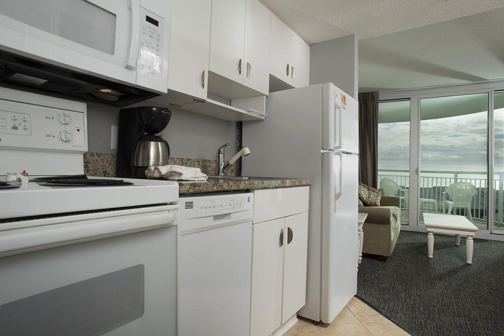 One-Bedroom Suite Ocean View Spa Bath