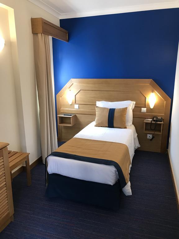 Single Room,398343333:JPEG