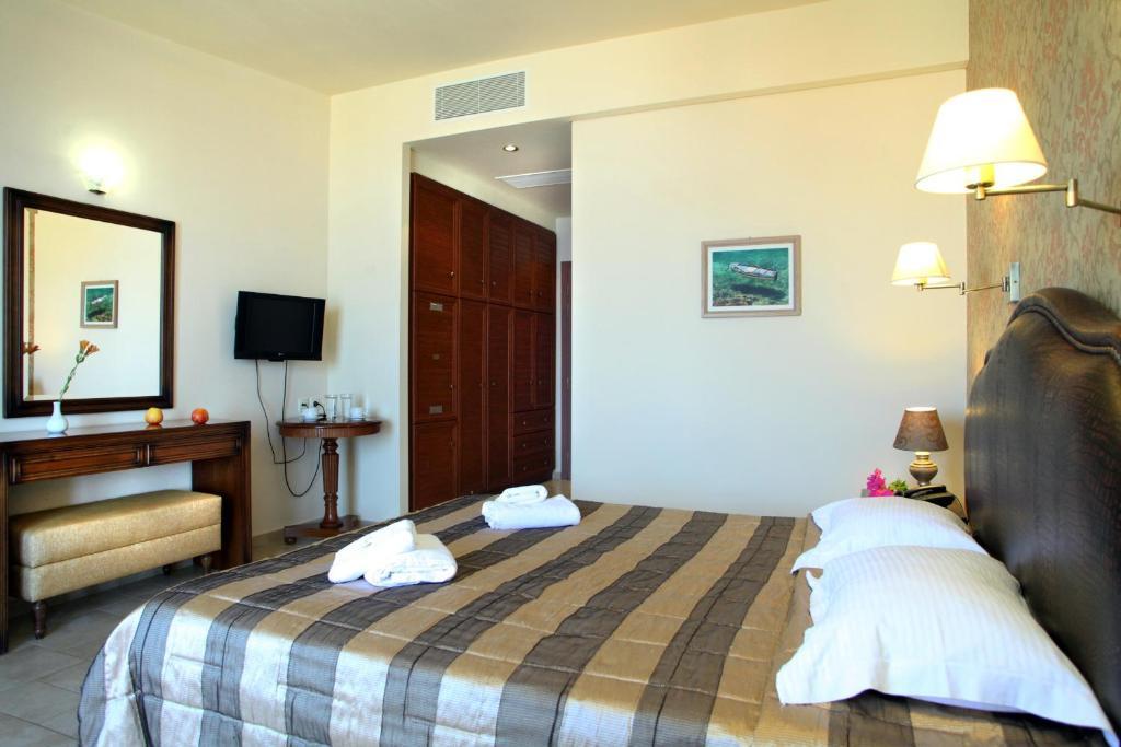 Amazing Sea View Double Room (4th Floor accessible only by Stairs)