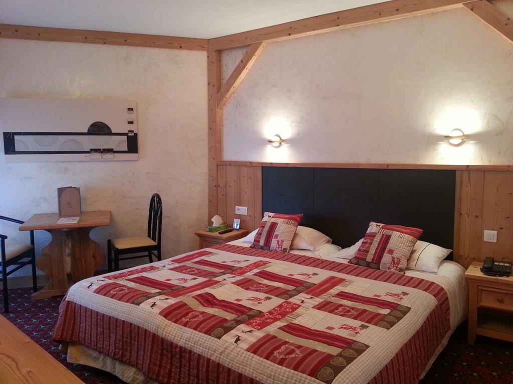 Traditionelles Zweibettzimmer - seitlicher Seeblick