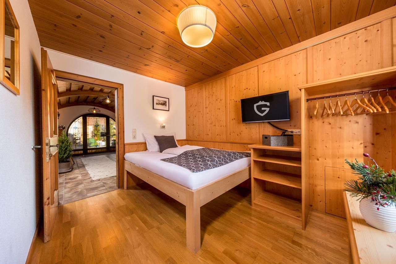 Einzelzimmer mit Queensize-Bett