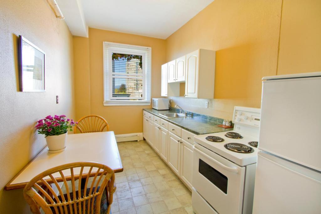 Suite con 1 Camera da Letto e con Cucina