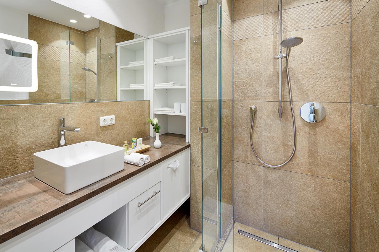 Comfort Suite mit 1 Schlafzimmer und Balkon (2 Erwachsene + 1 Kind)