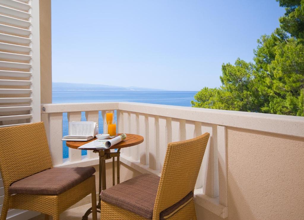 Apartment mit 1 Schlafzimmer, Balkon und seitlichem Meerblick