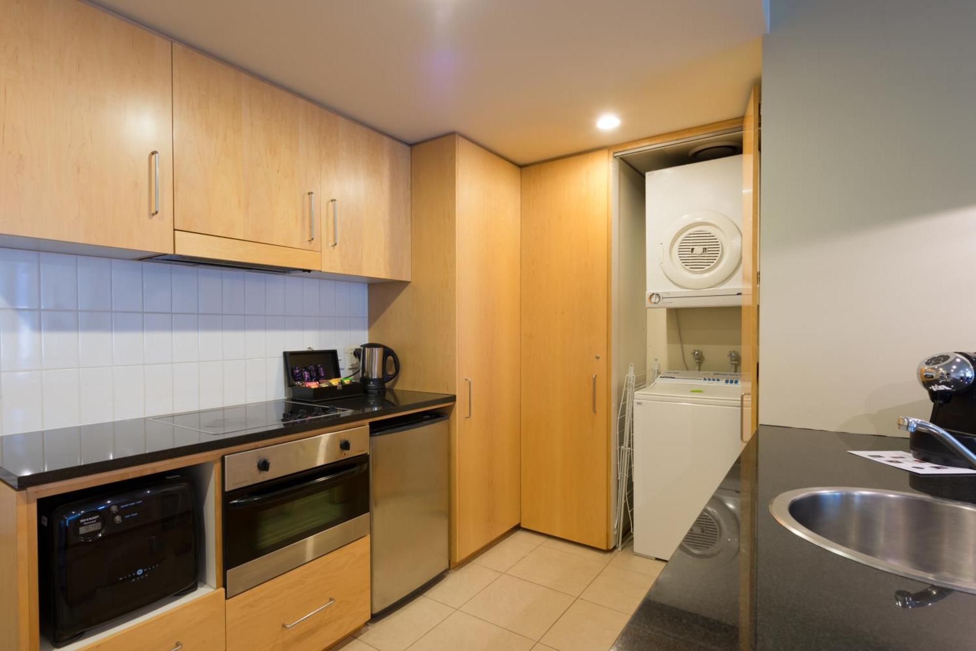 One-Bedroom Apartment,1415711106:JPEG