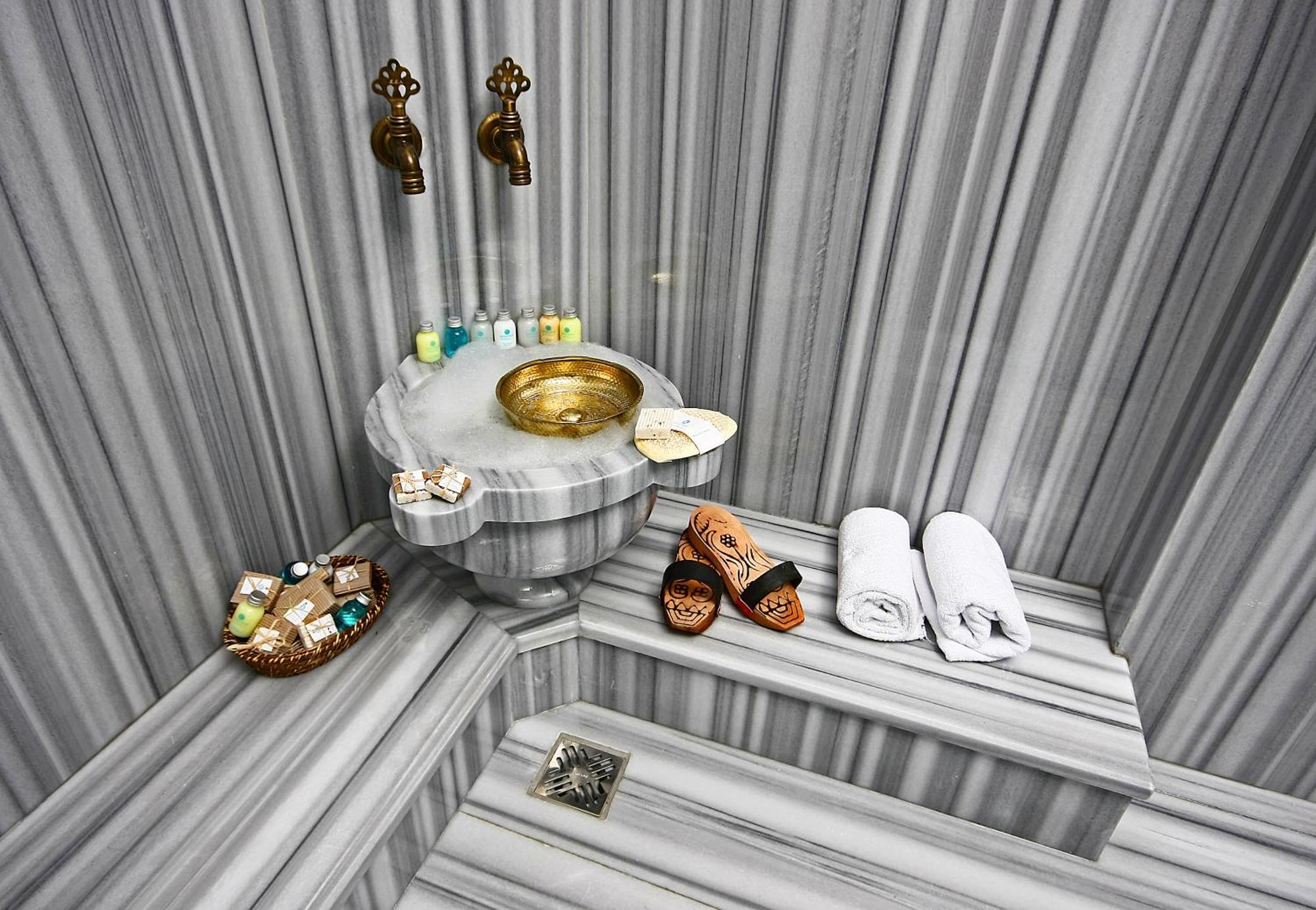 Penthouse Suite