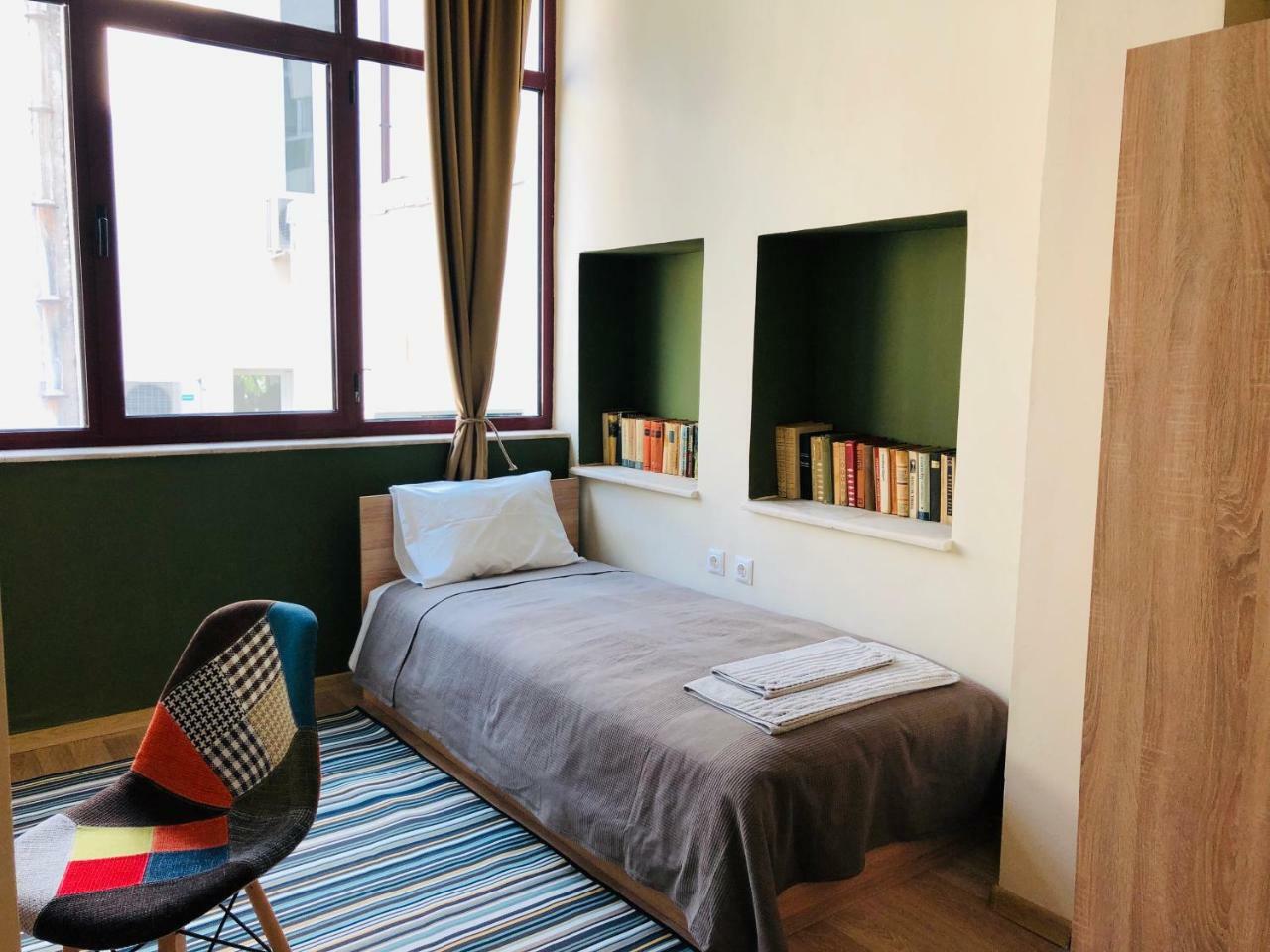 Classic Triple Room,779499588:JPEG