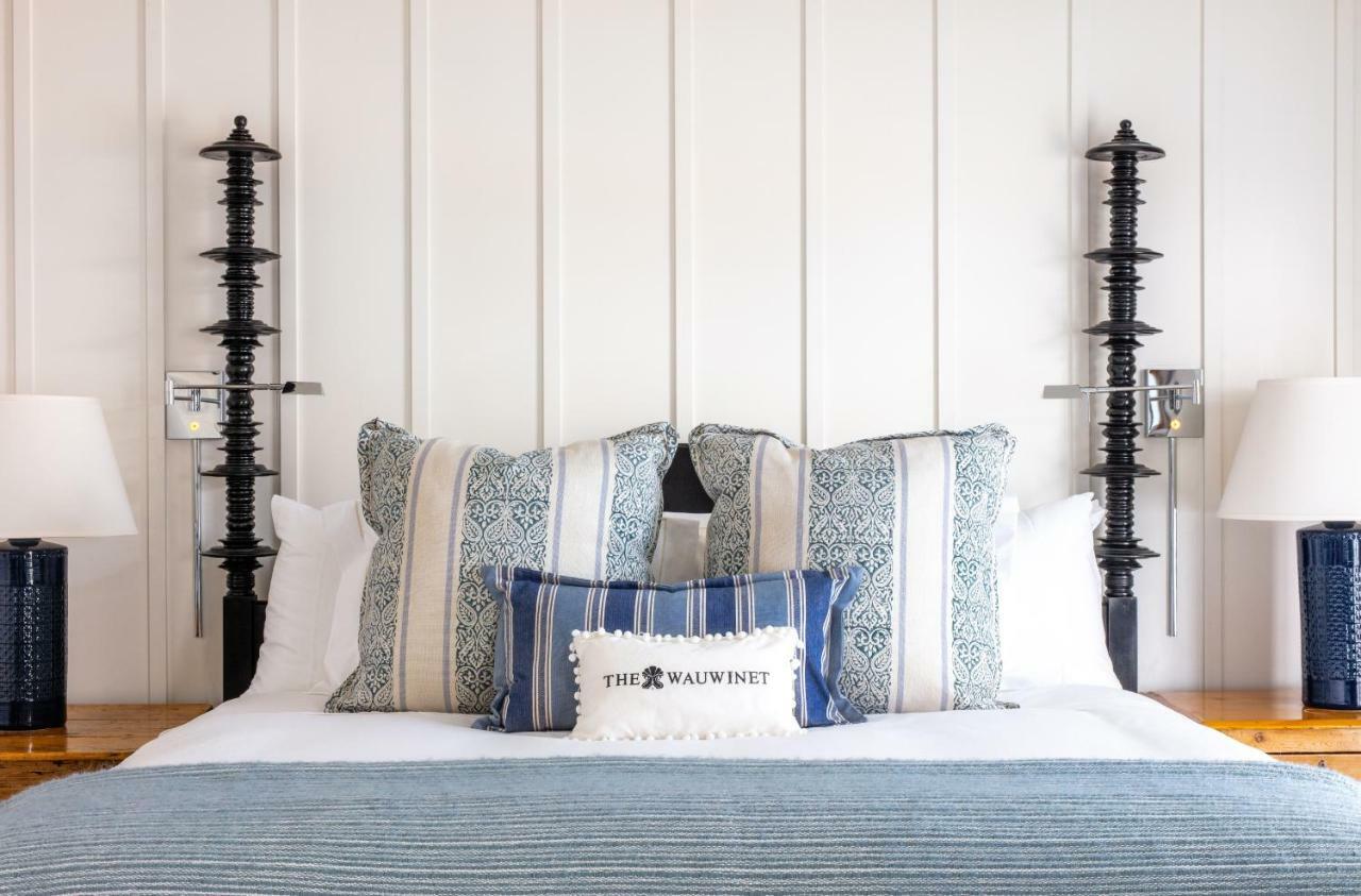 Guest Bedroom - Queen Bed