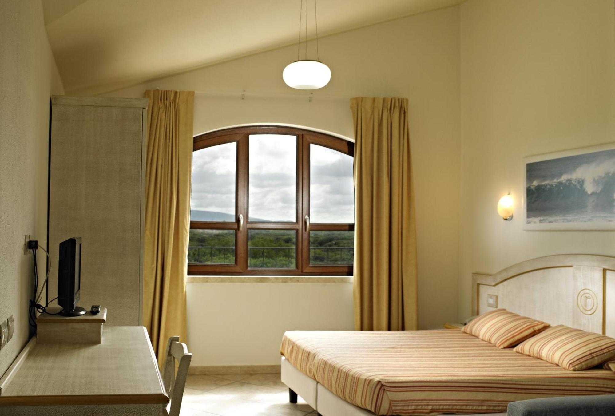Triple Room,11933270:JPEG
