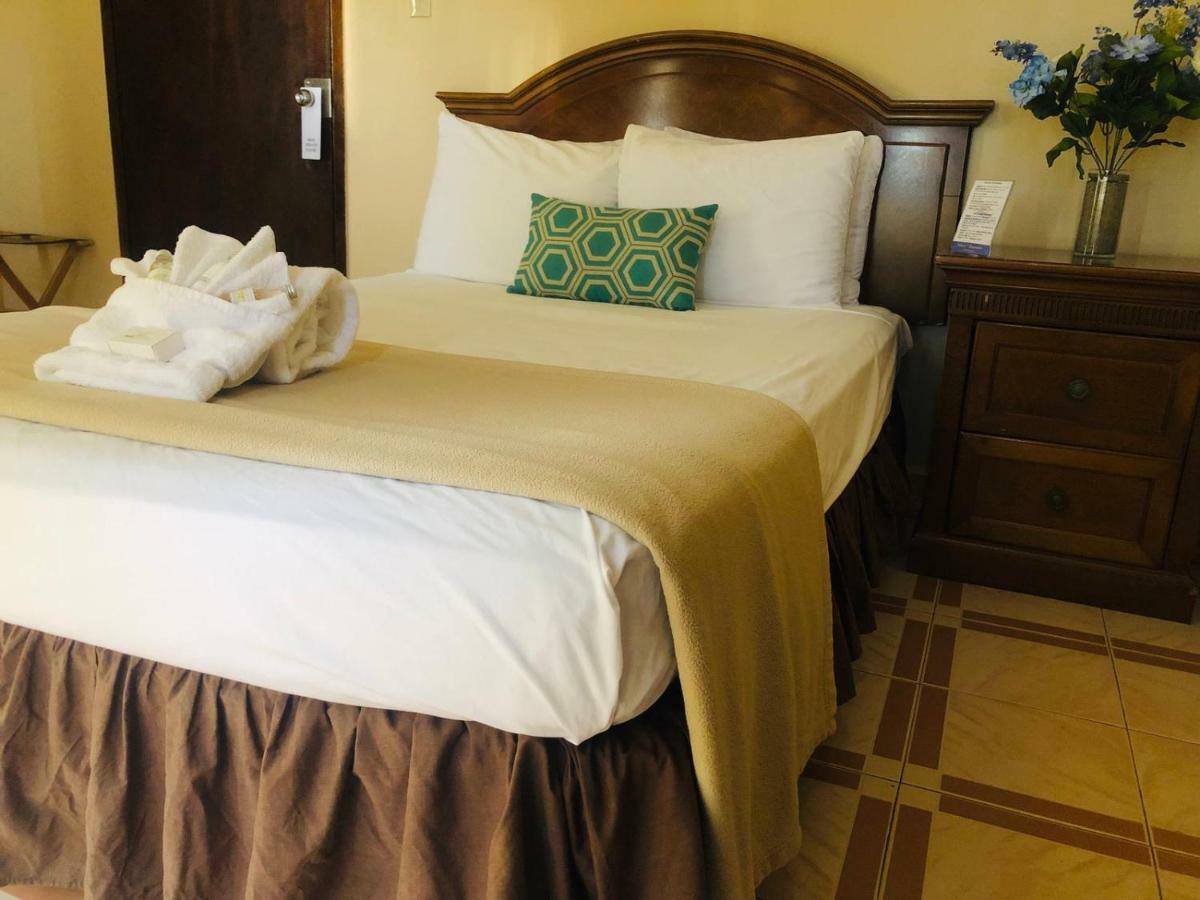 Interior Double Room,847099241:JPEG