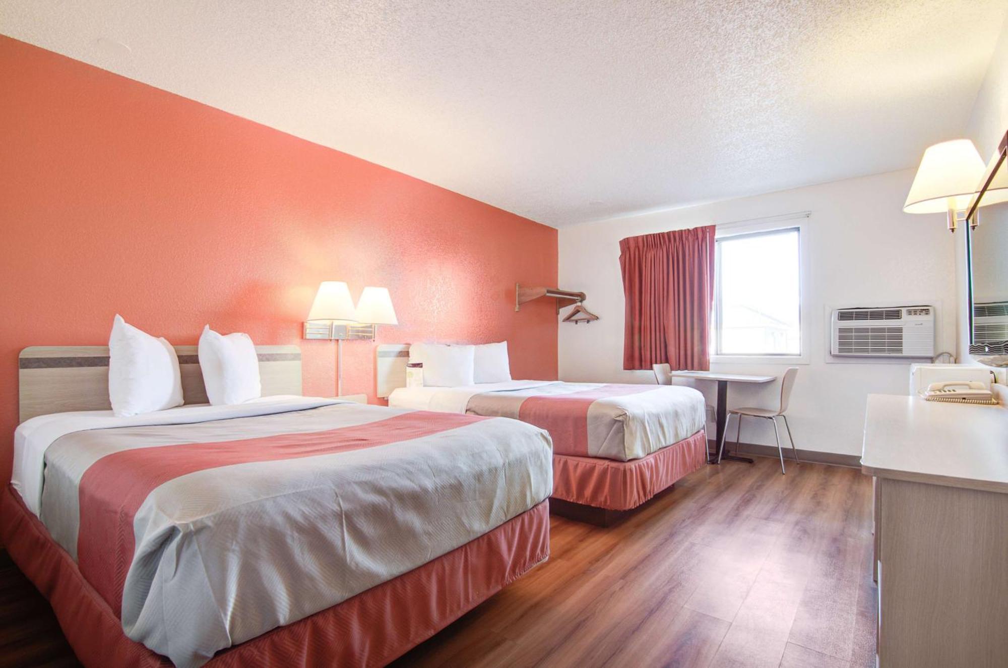 Queen Room with Two Queen Beds - Non-Smoking