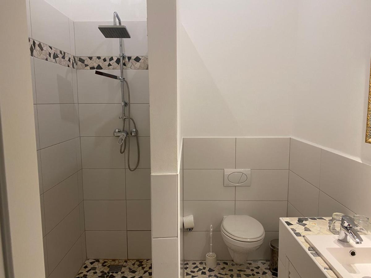 Habitación Triple Confort con ducha