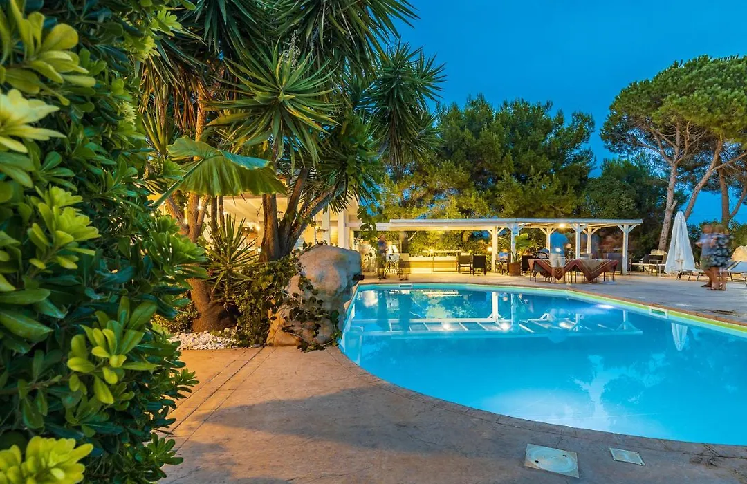Albergo Residenziale Menhirs-1