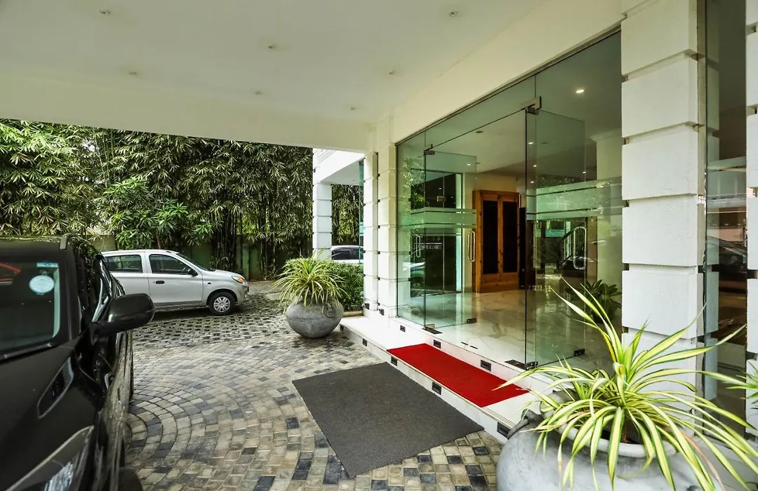 Hotel Ganthera Kandy-1