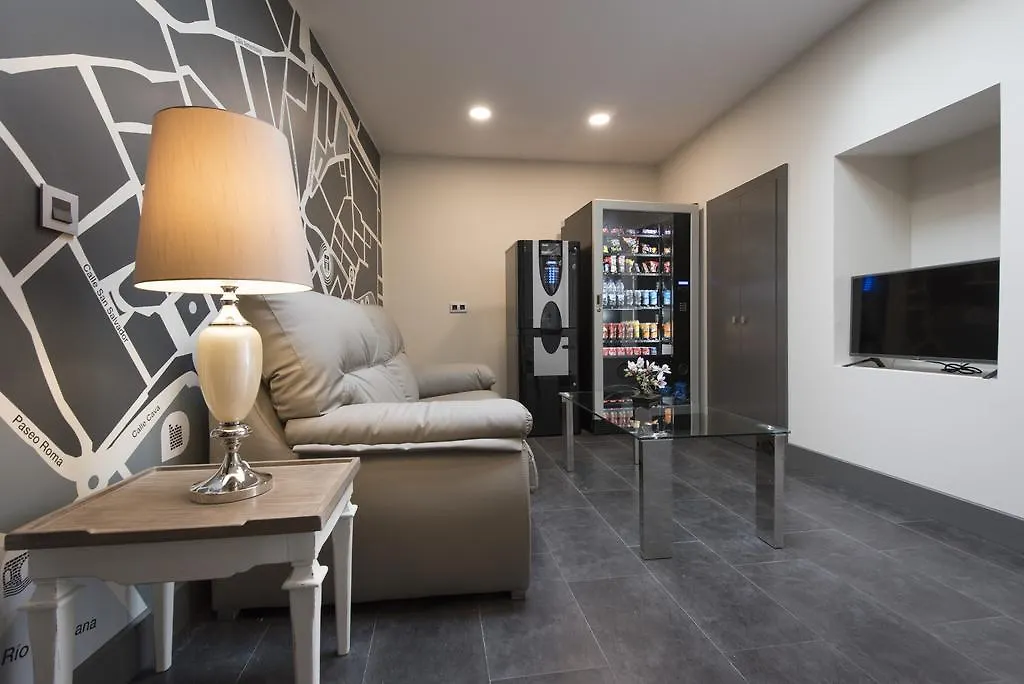 Hostal Emeritae-1