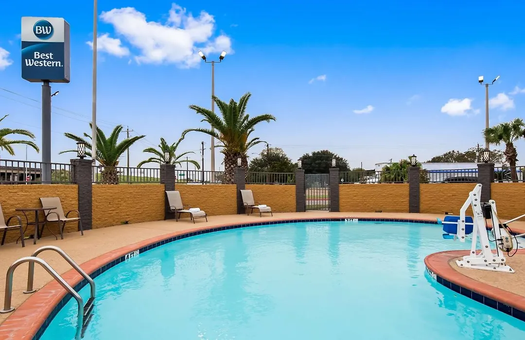 Best Western Executive Inn El Campo-1