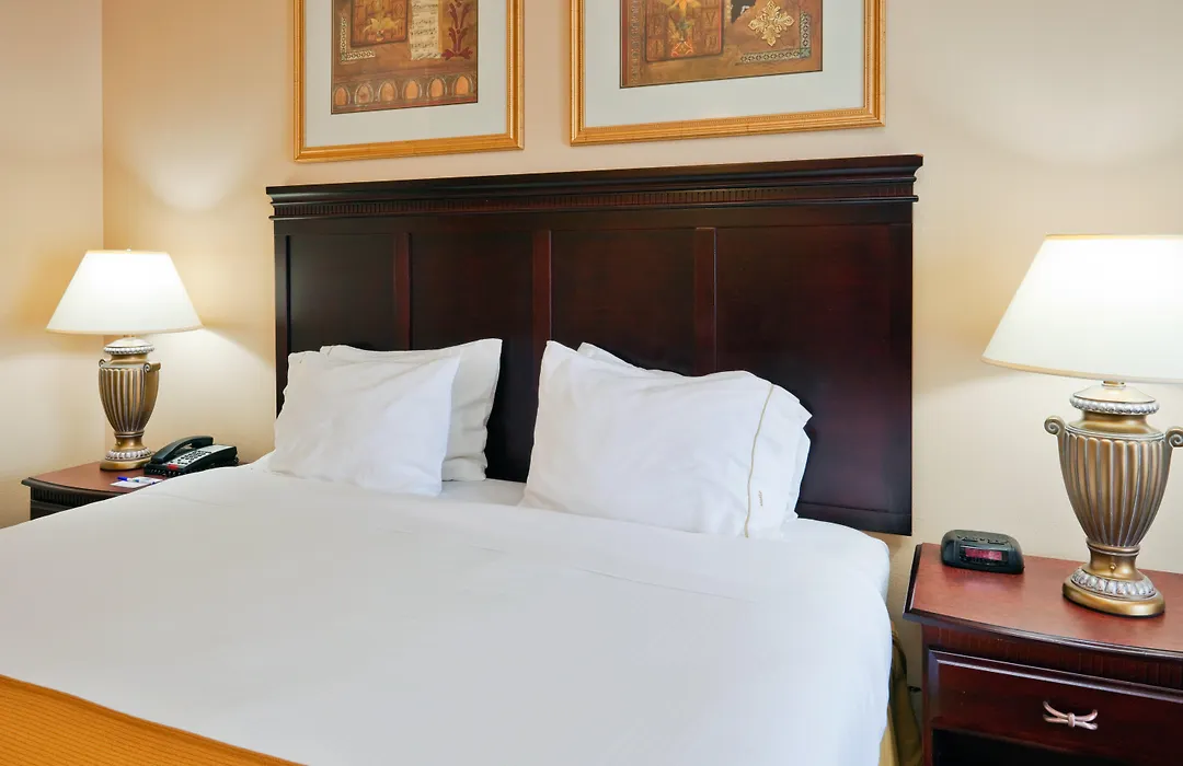 Holiday Inn Express Hotel & Suites Pell City-1