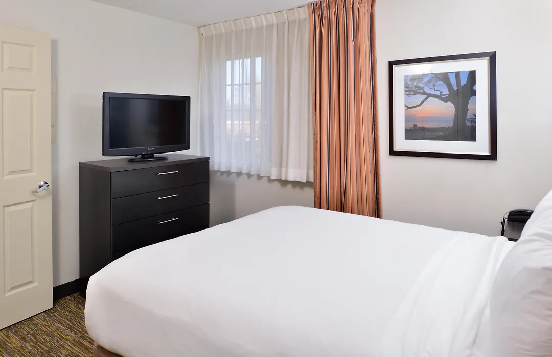 Sonesta Simply Suites Charlotte University-1