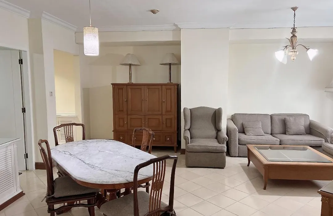 Batavia Hotel & Serviced Apartments Jakarta-1