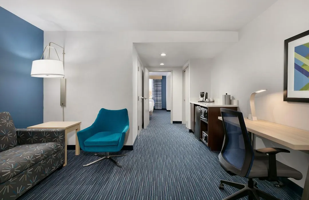 Holiday Inn Express Hotel & Suites Norfolk Airport By Ihg-1