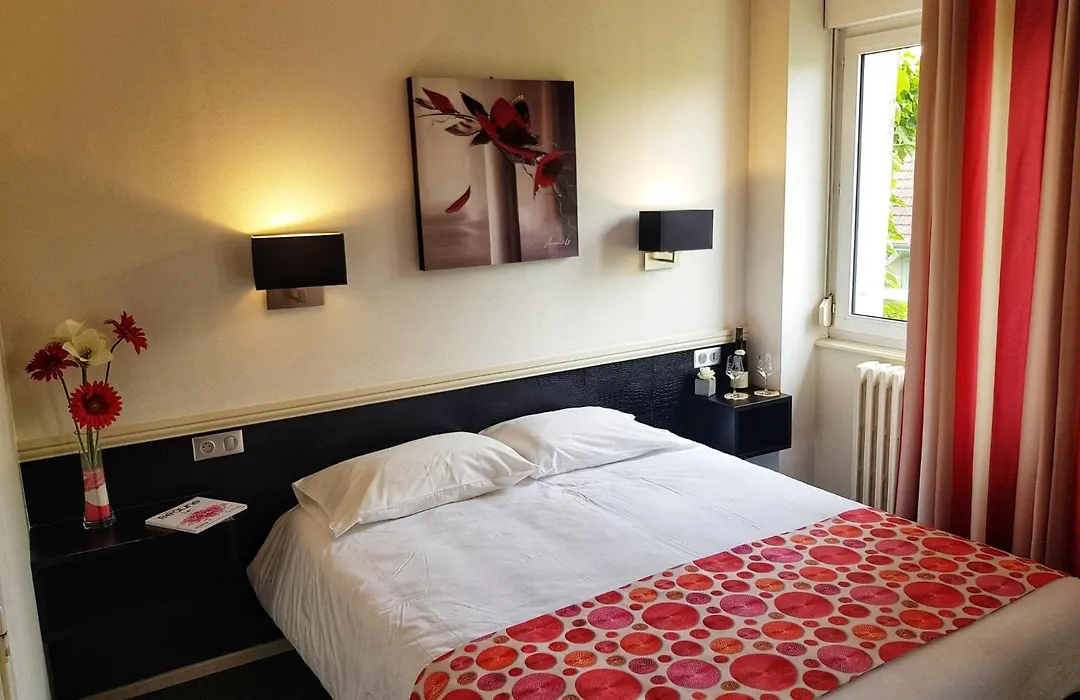 Logis Hotel De Bretonniere - Beaune Centre-1