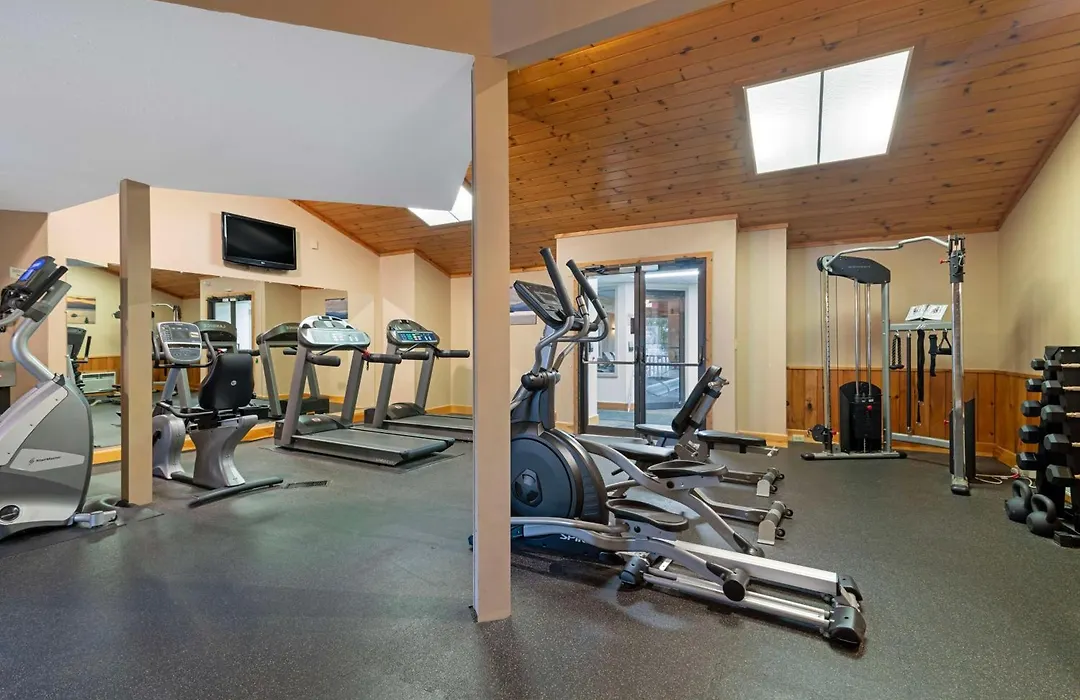 Best Western Plus Windjammer Inn & Conference Center-1