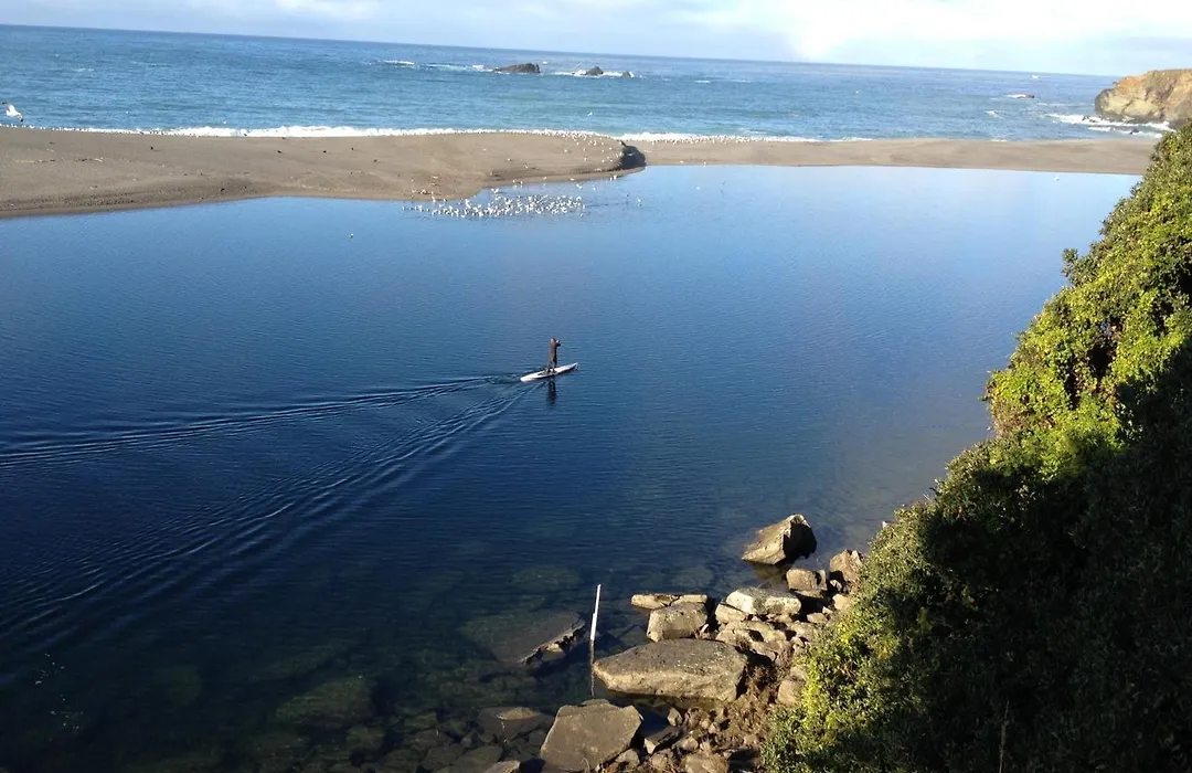 Gualala Surf Inn On The Ocean Bluff-1