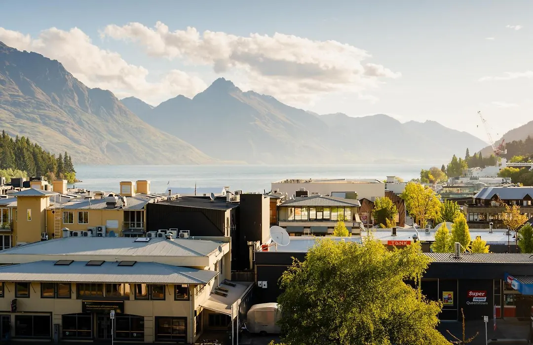 Mi-Pad Queenstown-1
