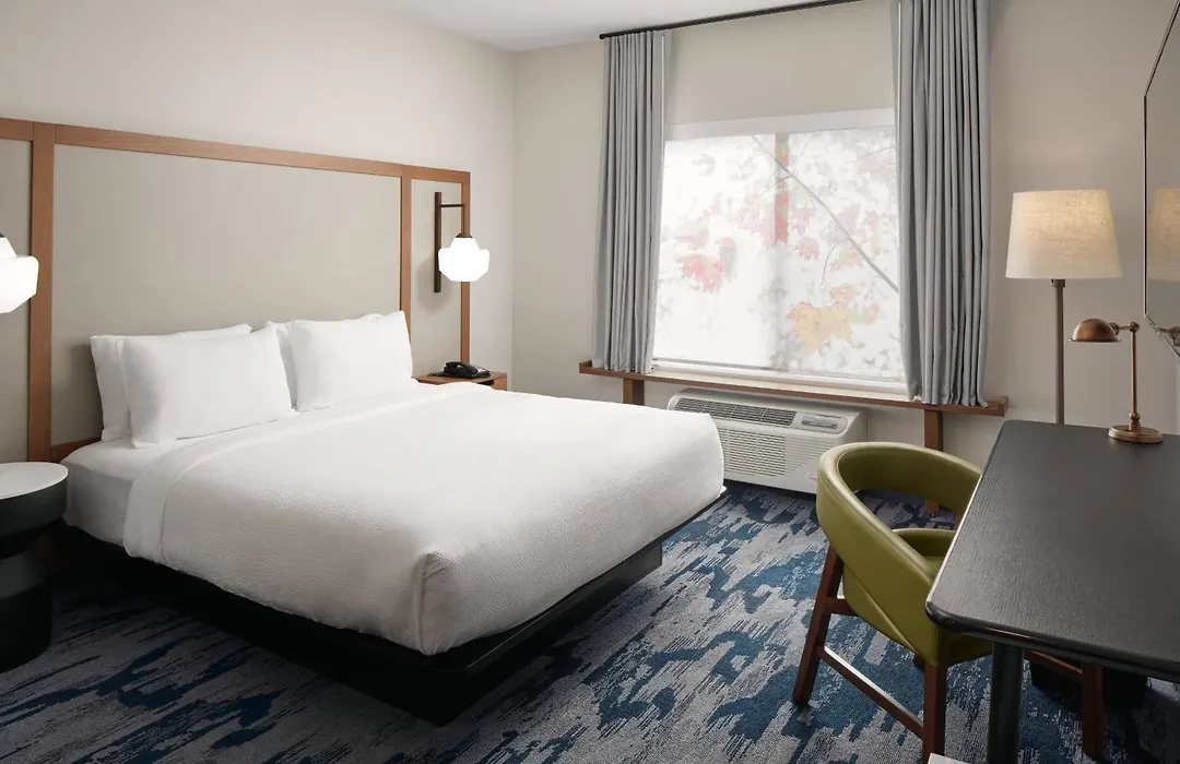 Fairfield Inn & Suites Louisville New Albany In-1