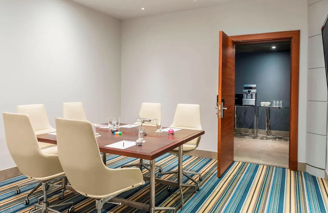 Aloft By Marriott Abu Dhabi-1