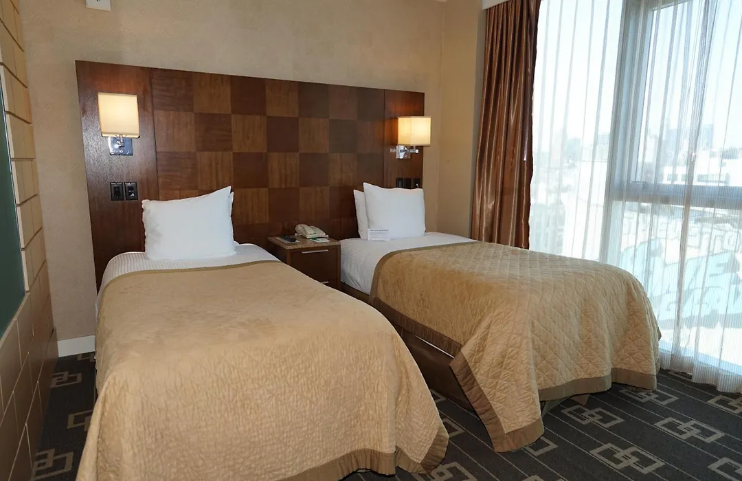 Wyndham Garden Chinatown-1