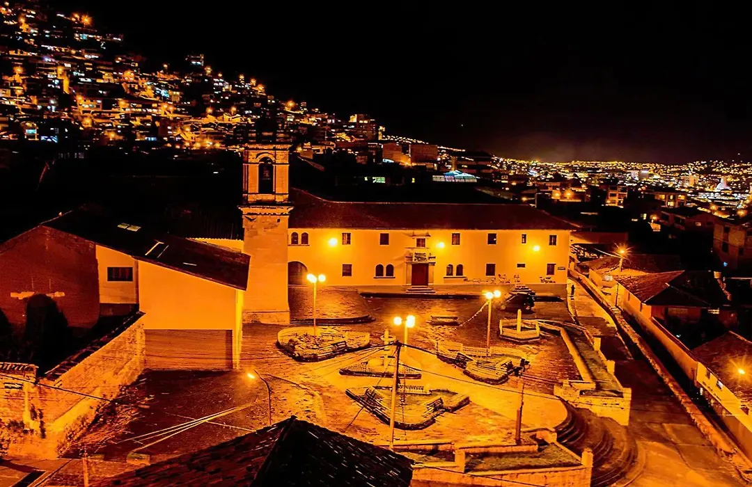 Rhouse Cusco-1