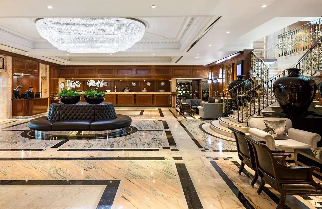 Radisson Blu Hotel, London Heathrow-1
