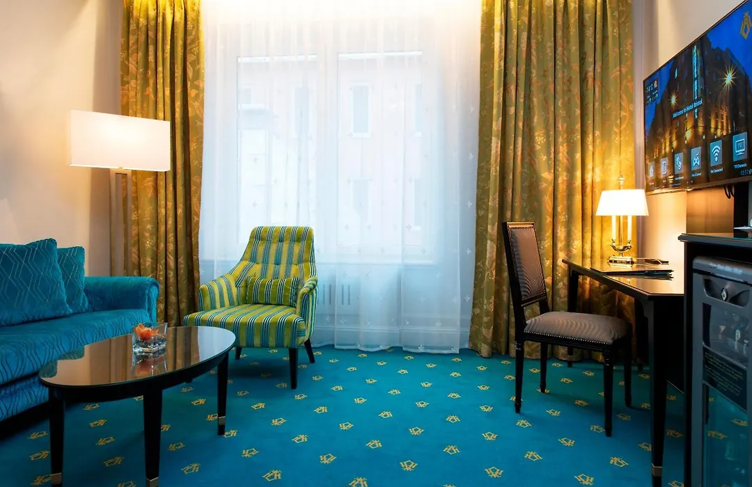 Hotel Bristol-1