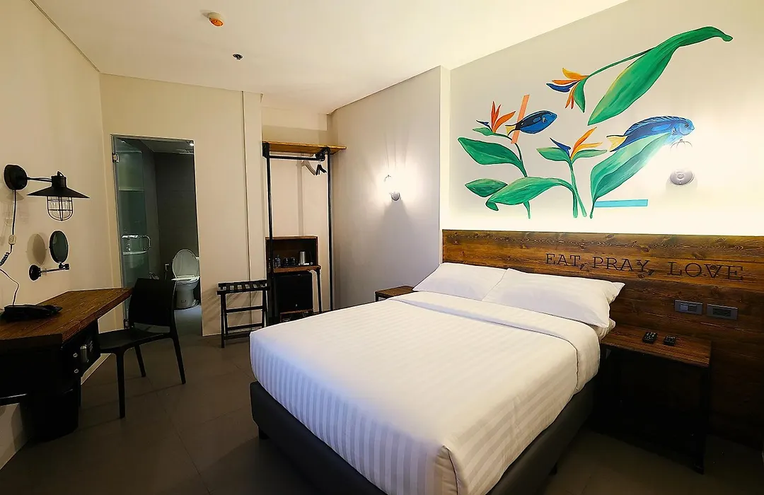U Hotels Makati-1