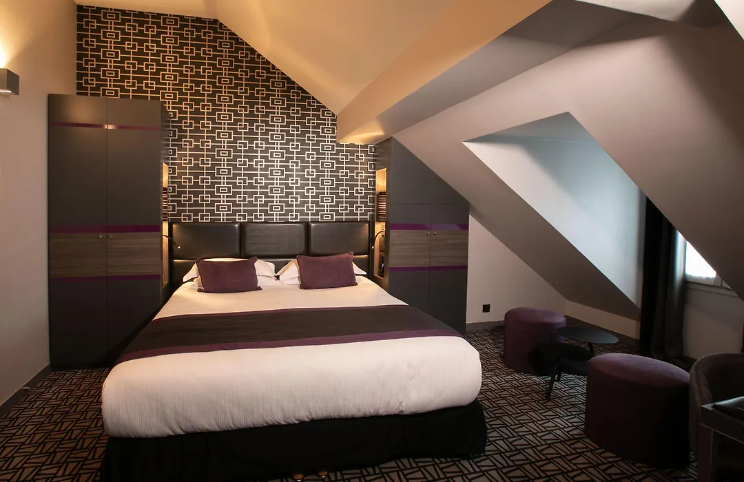 Le Grey Hotel-1