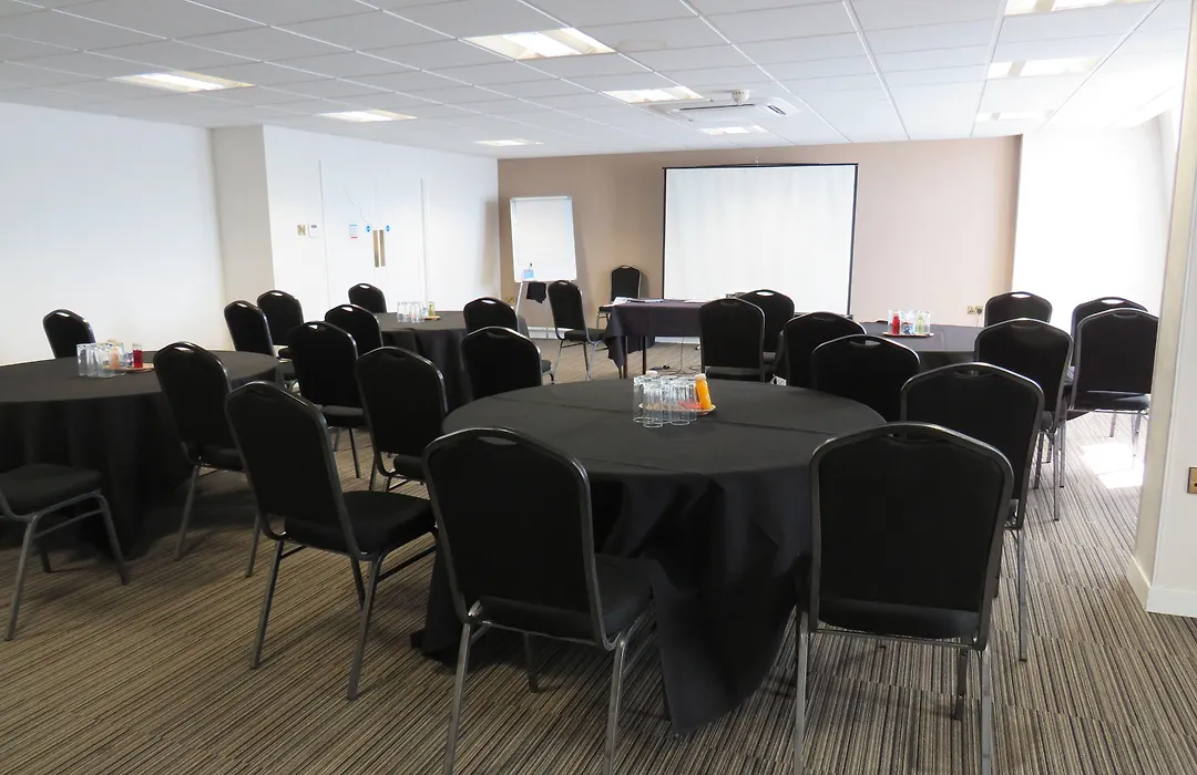 Garner Hotel Preston Samlesbury By Ihg-1