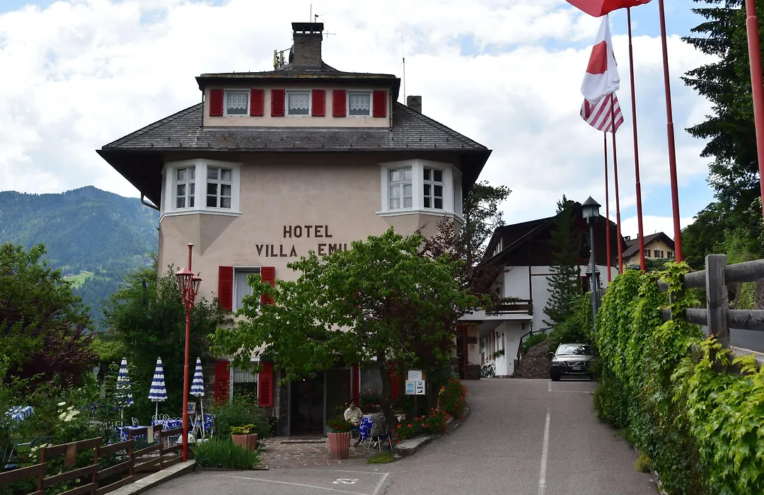 Hotel Villa Emilia-1